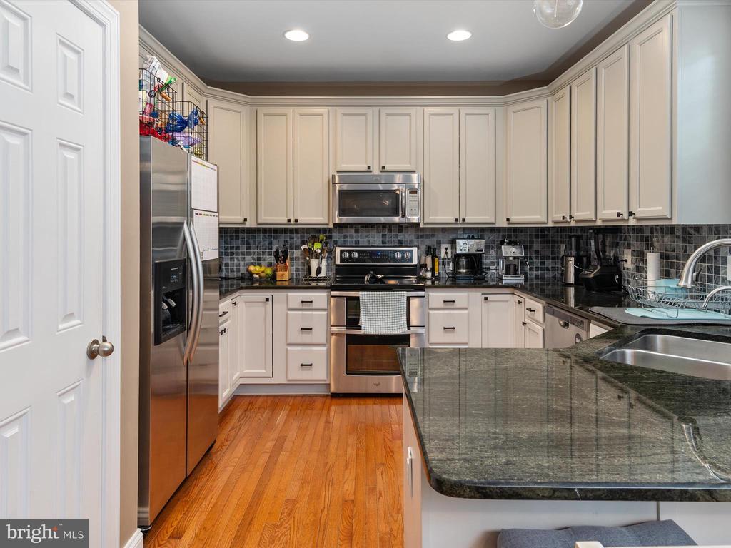 688 RED CEDAR ROAD
