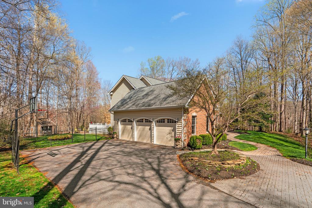 2000 HAVERFORD CIRCLE