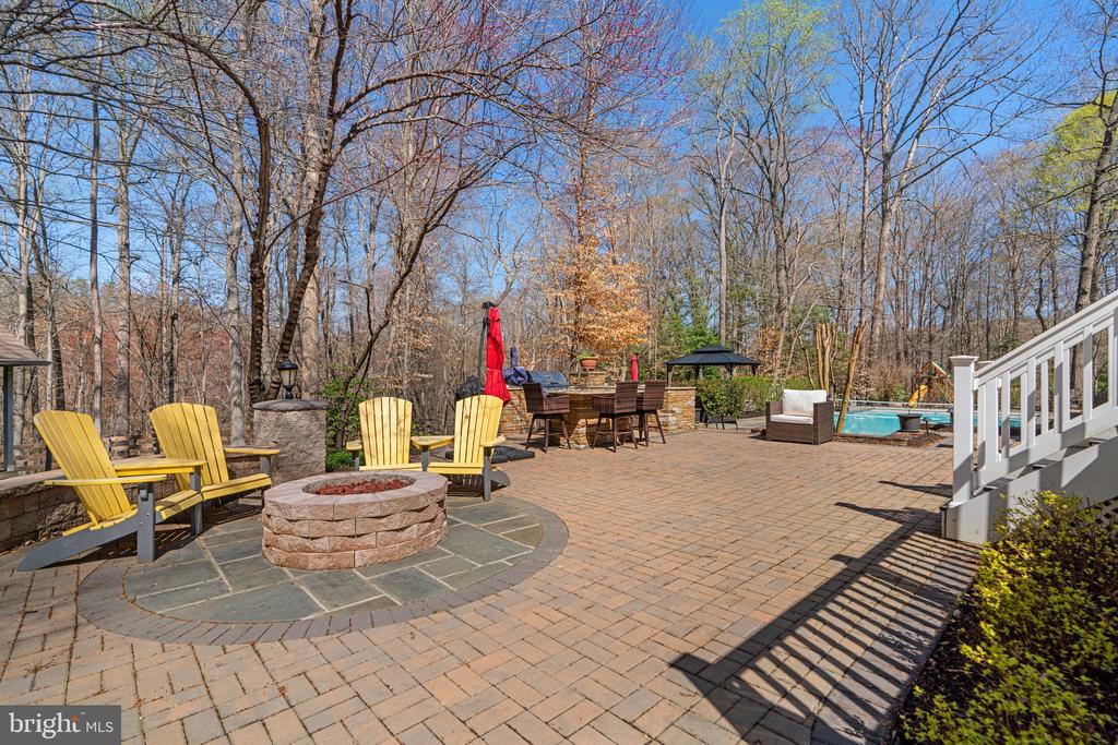 2000 HAVERFORD CIRCLE