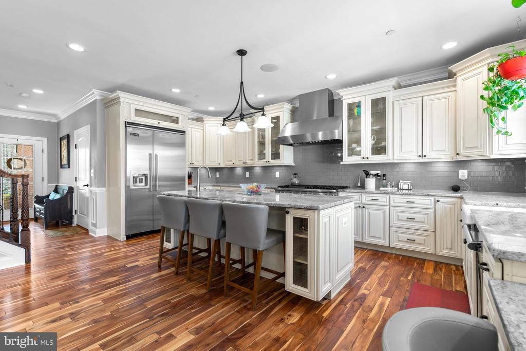 2000 HAVERFORD CIRCLE