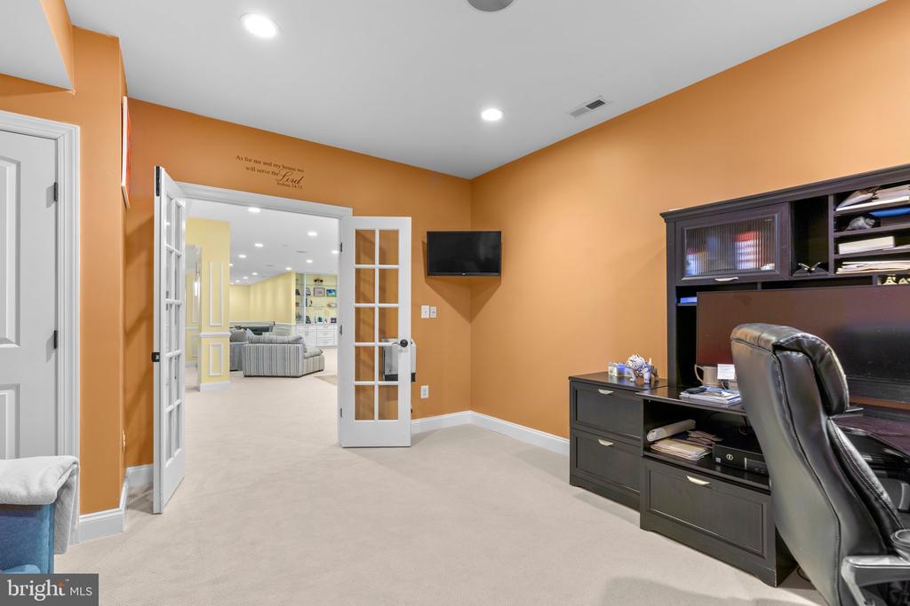 2000 HAVERFORD CIRCLE