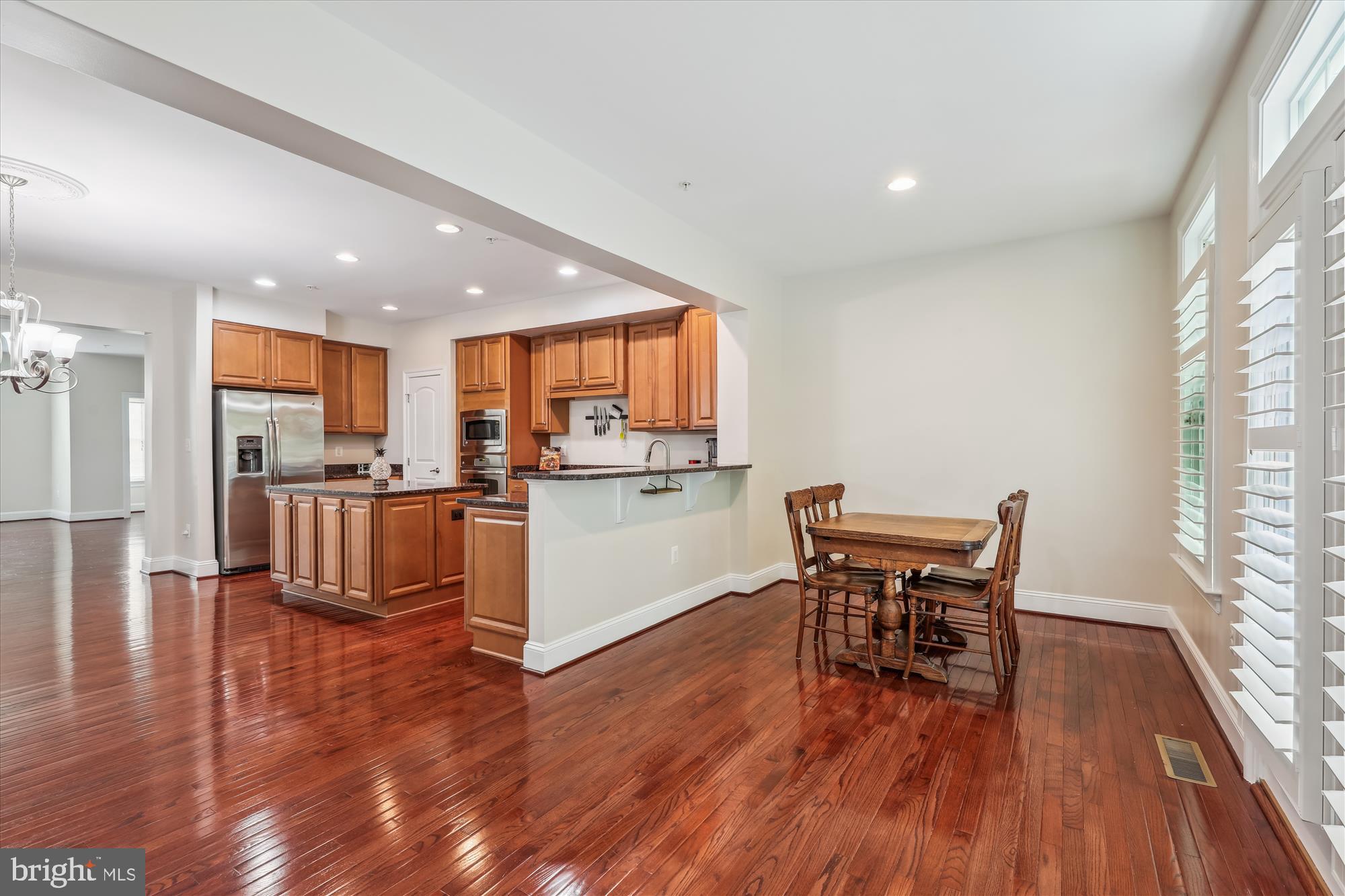 527 DEEP CREEK VIEW