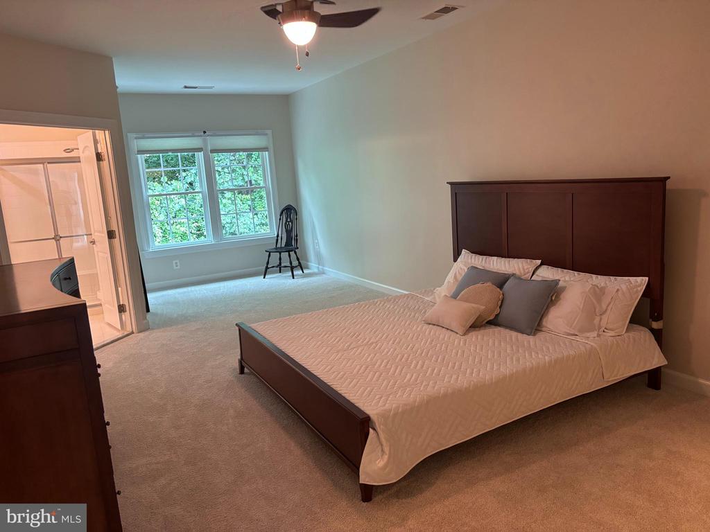 527 DEEP CREEK VIEW
