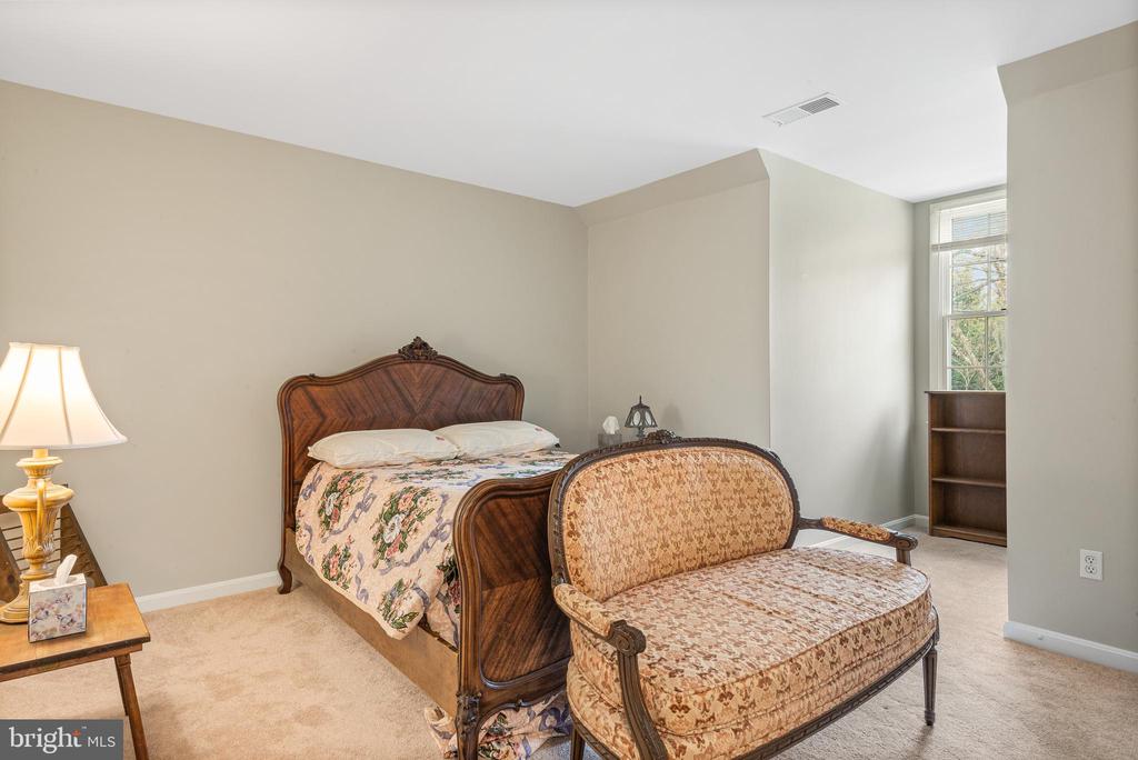 795 HARNESS CREEK VIEW DRIVE