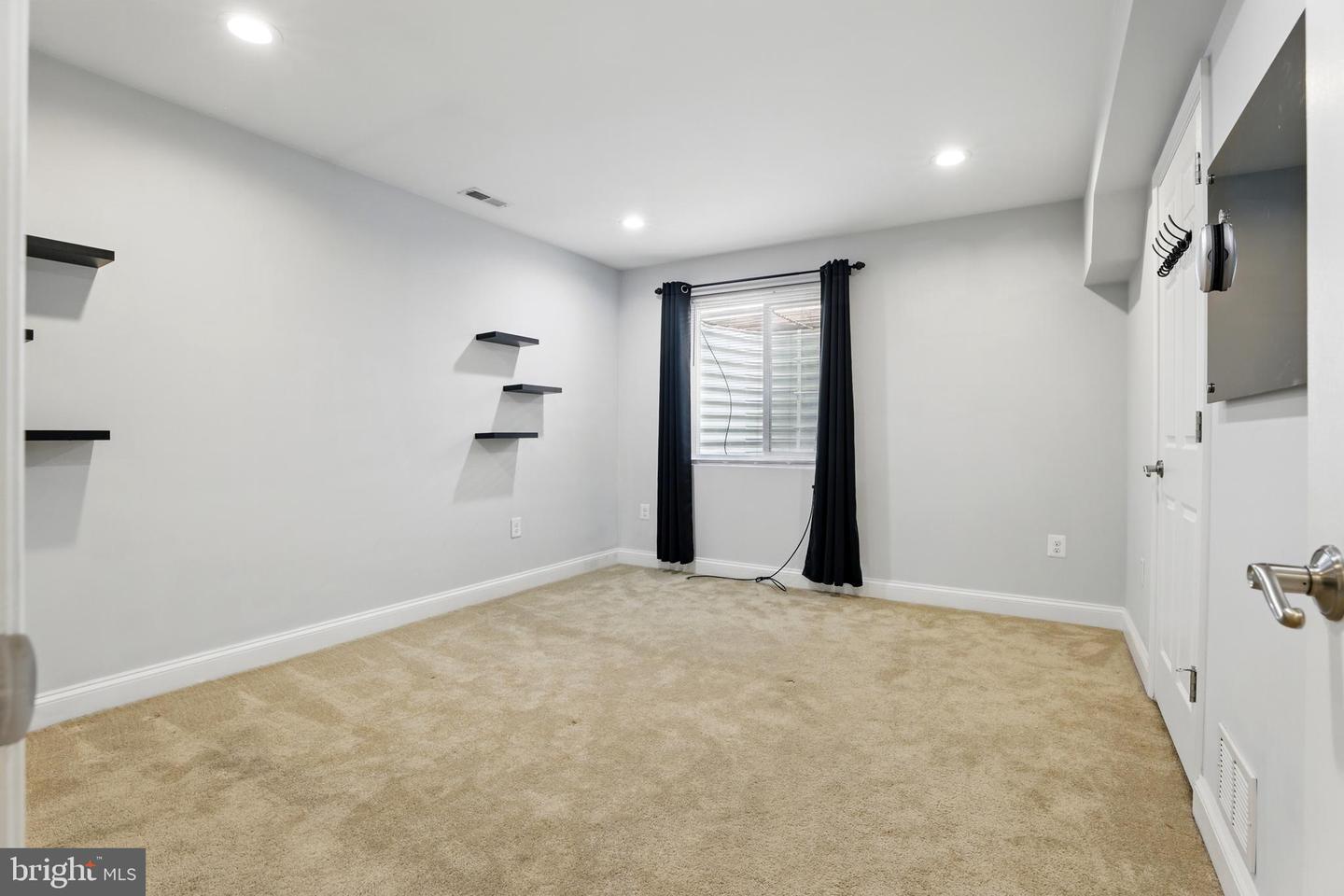 1518 Monard Ave