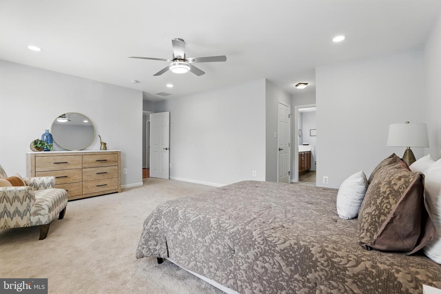 1518 Monard Ave
