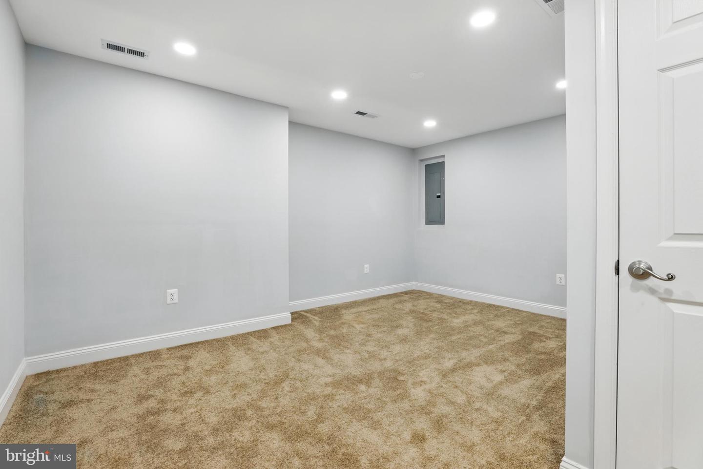 1518 Monard Ave