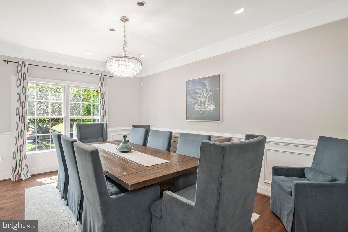 1506 WHITE TAIL DEER COURT