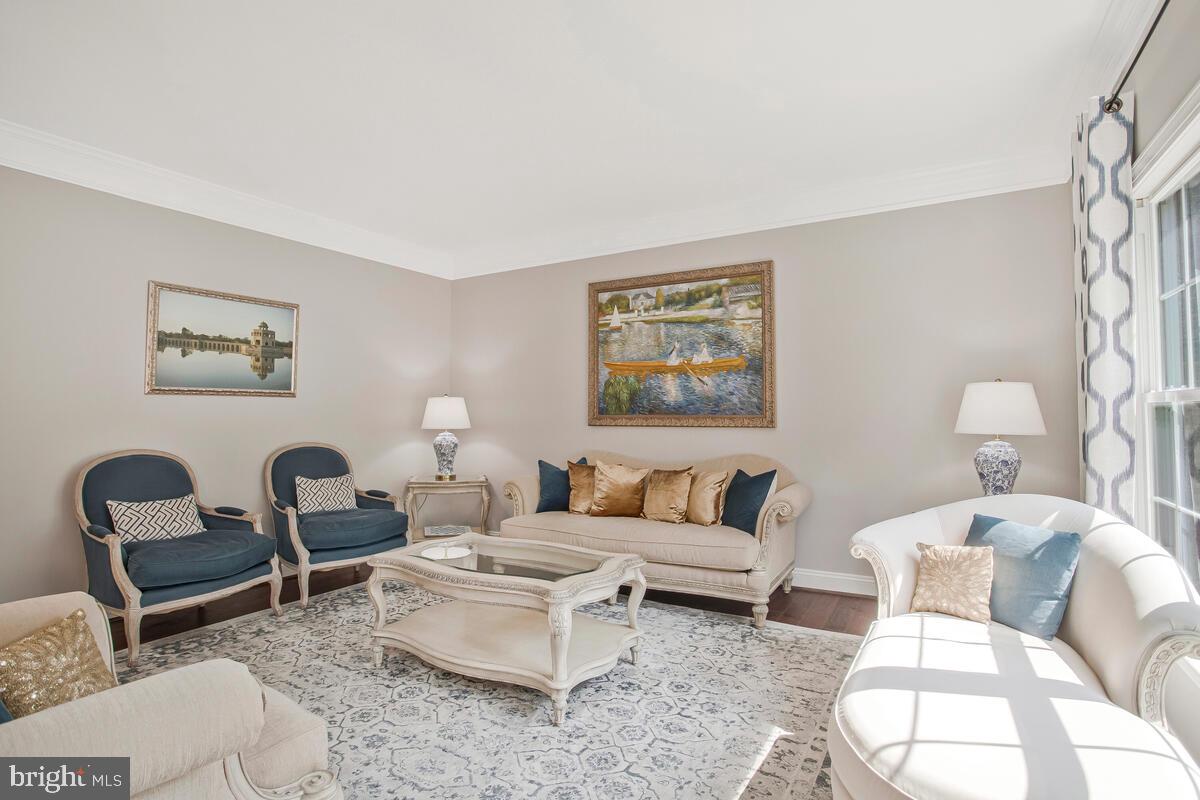 1506 WHITE TAIL DEER COURT