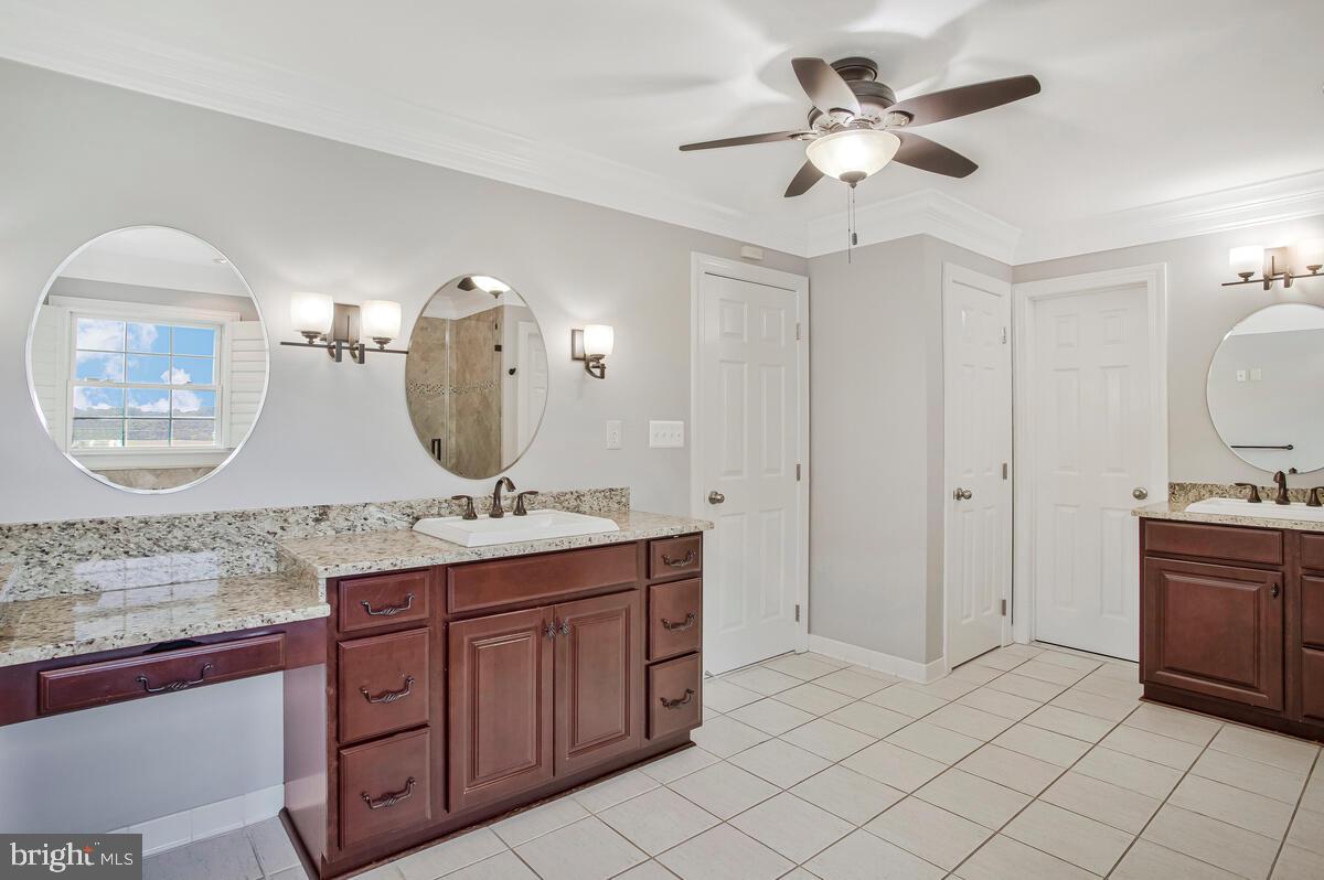 1506 WHITE TAIL DEER COURT