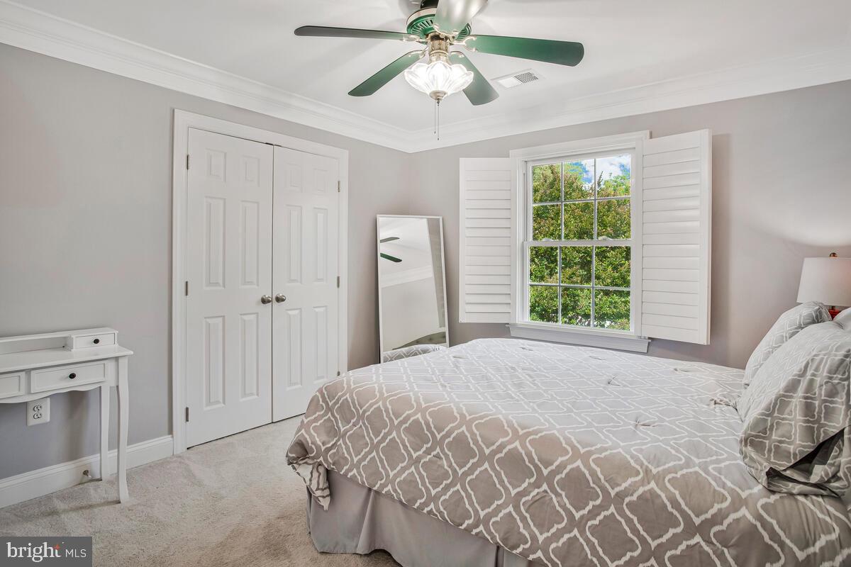 1506 WHITE TAIL DEER COURT