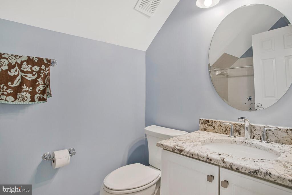 1506 WHITE TAIL DEER COURT