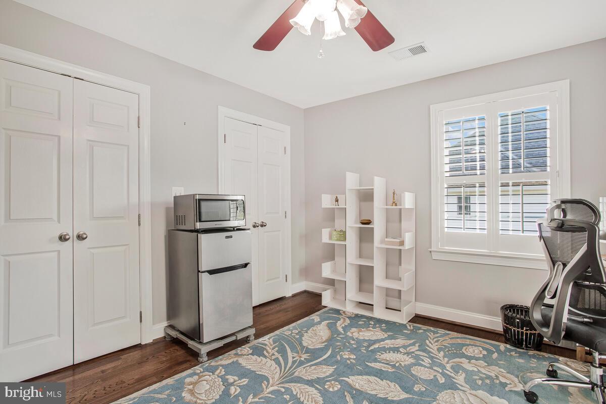 1506 WHITE TAIL DEER COURT