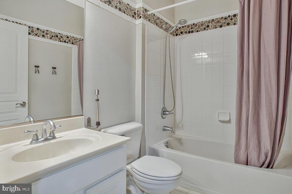 829 FREELAND COURT