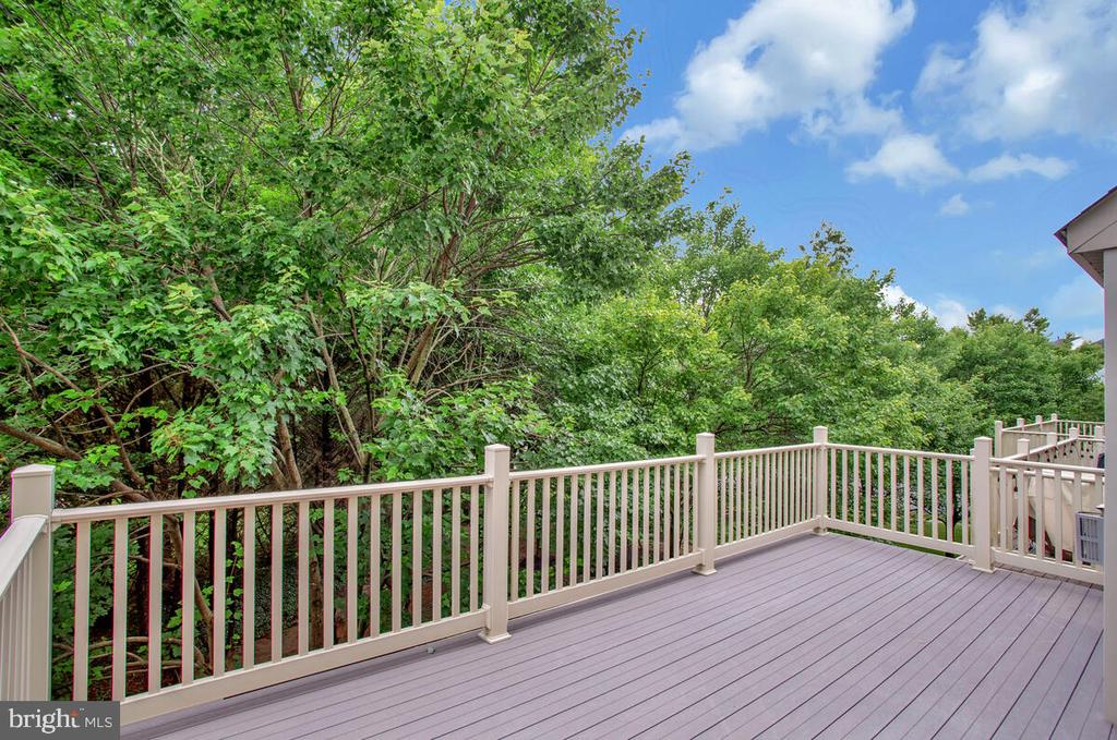 829 FREELAND COURT