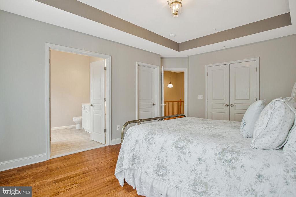 829 FREELAND COURT