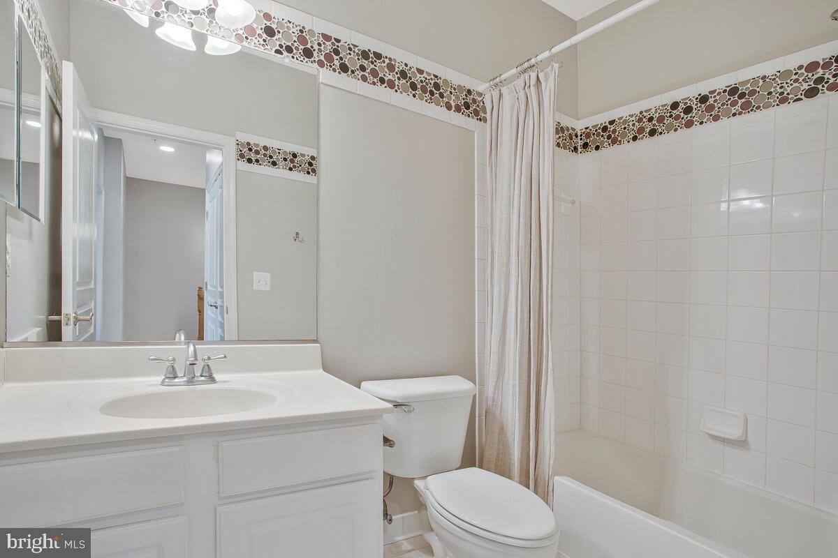 829 FREELAND COURT