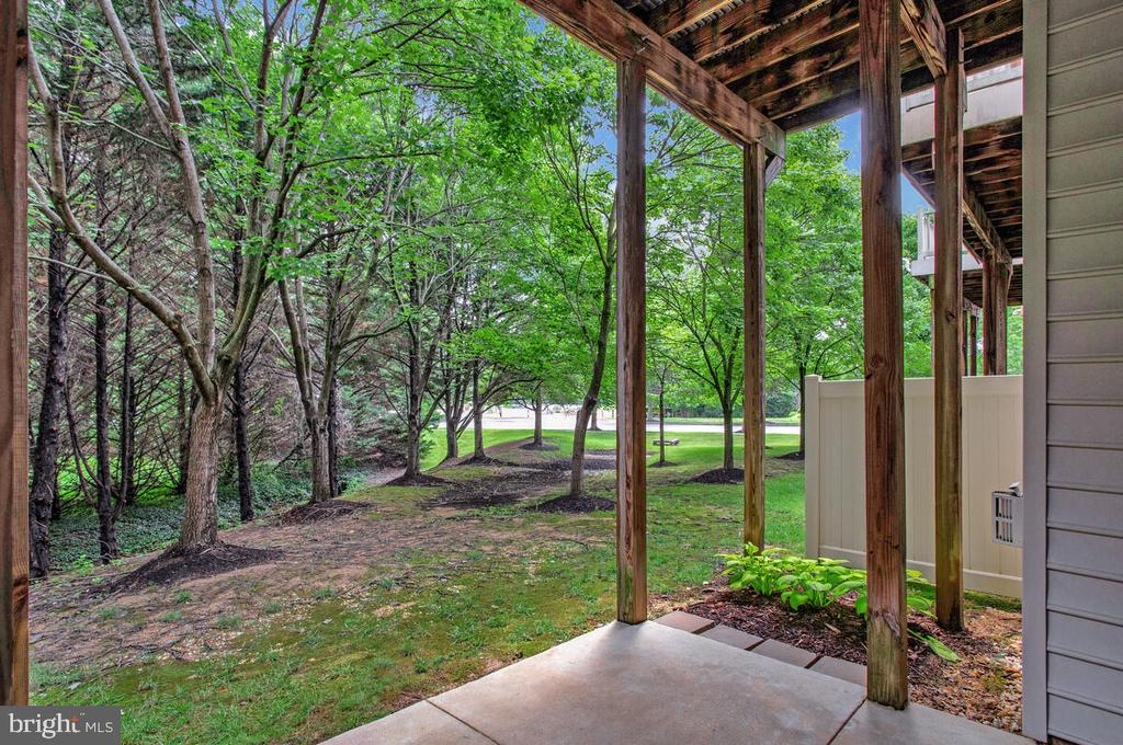829 FREELAND COURT