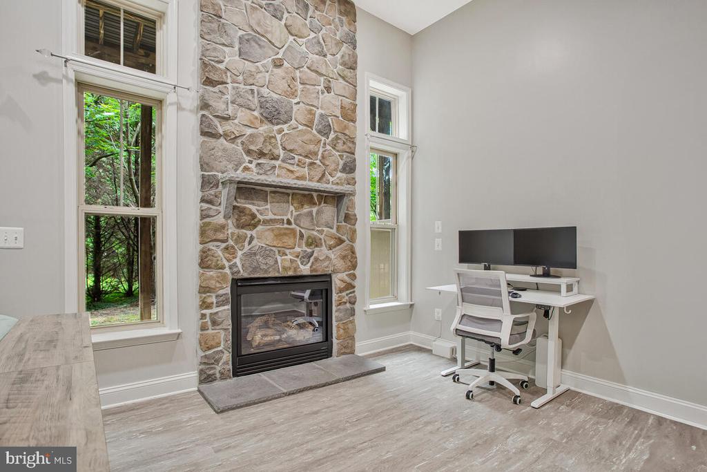 829 FREELAND COURT