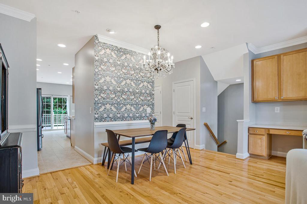 829 FREELAND COURT