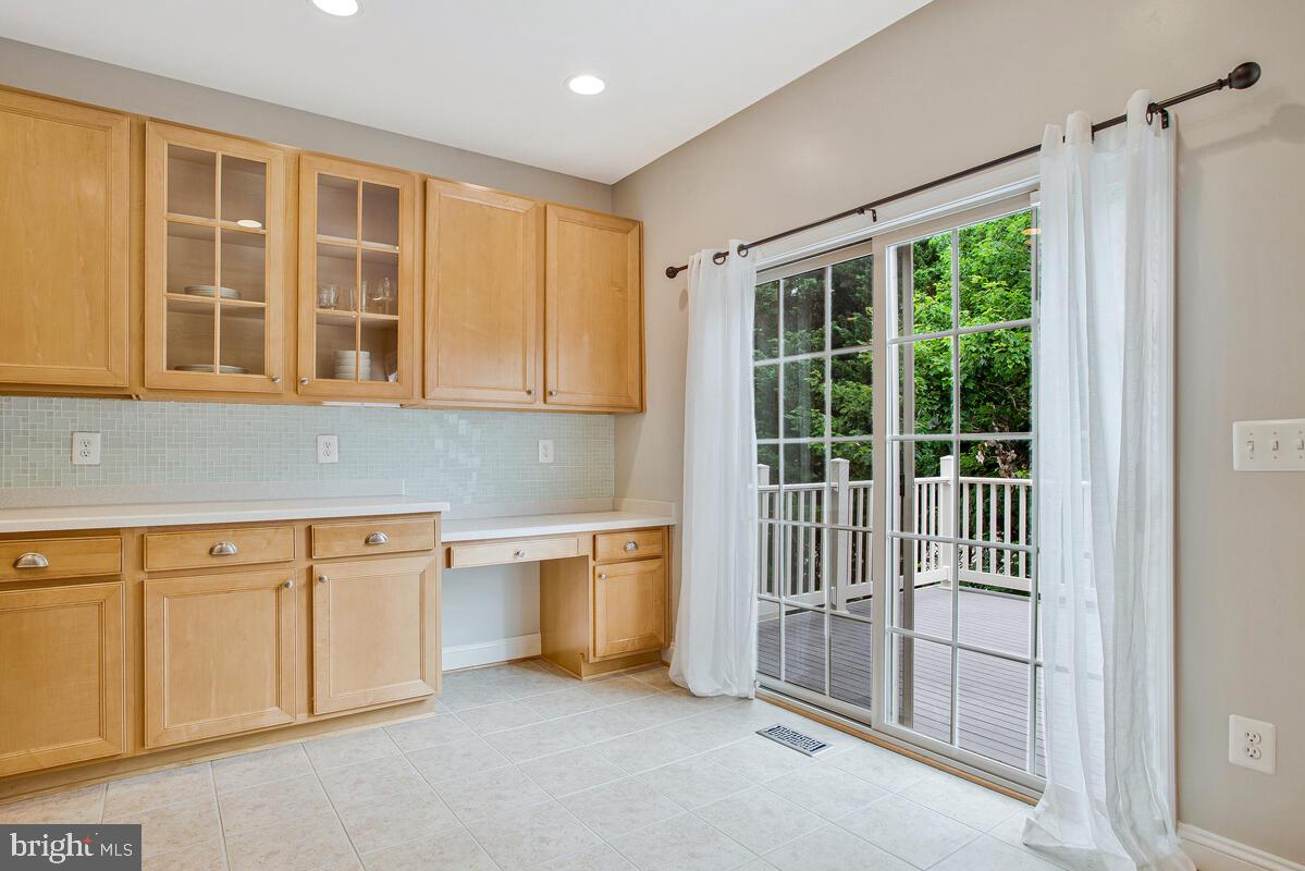 829 FREELAND COURT