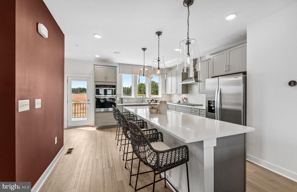 1314 BRACKEN LANE