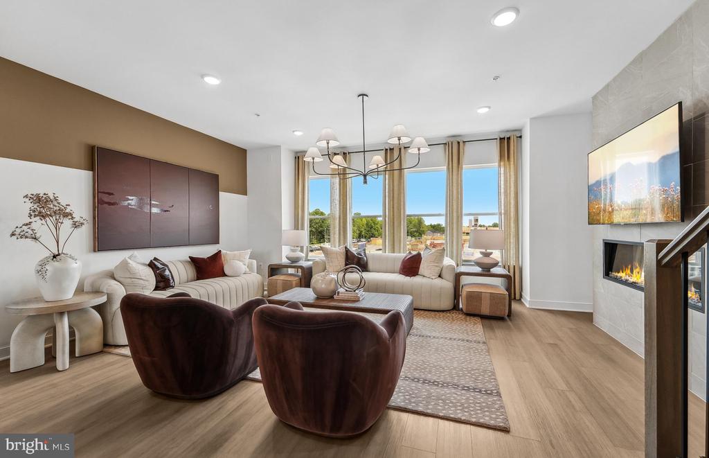 1314 BRACKEN LANE