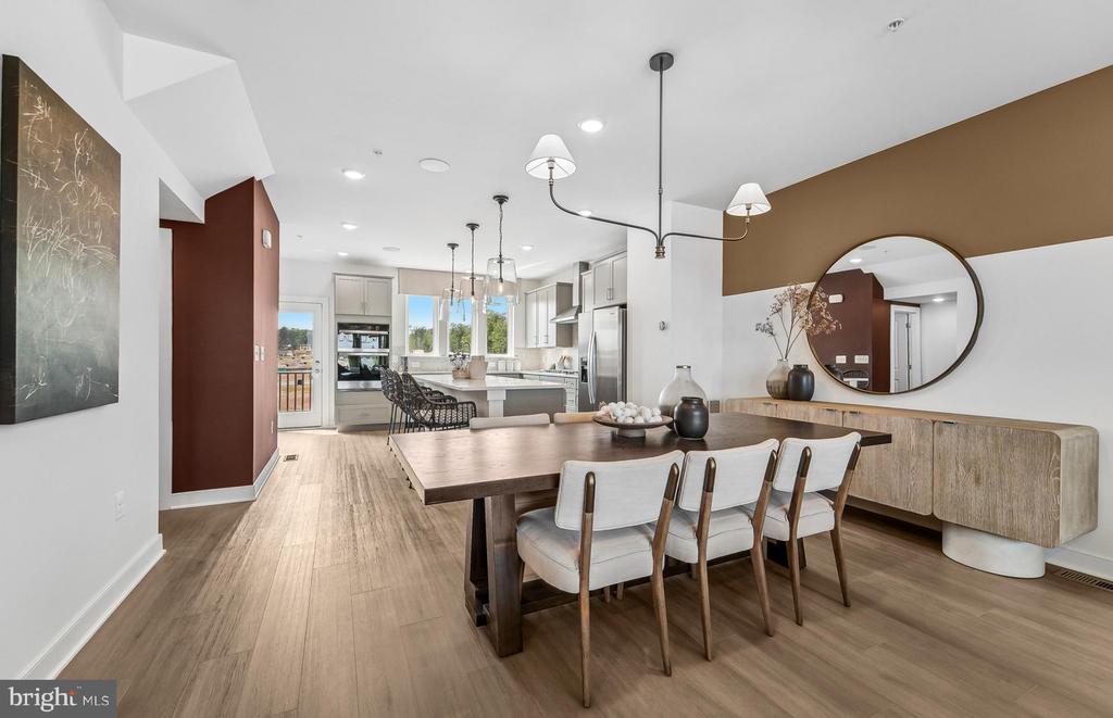 1314 BRACKEN LANE