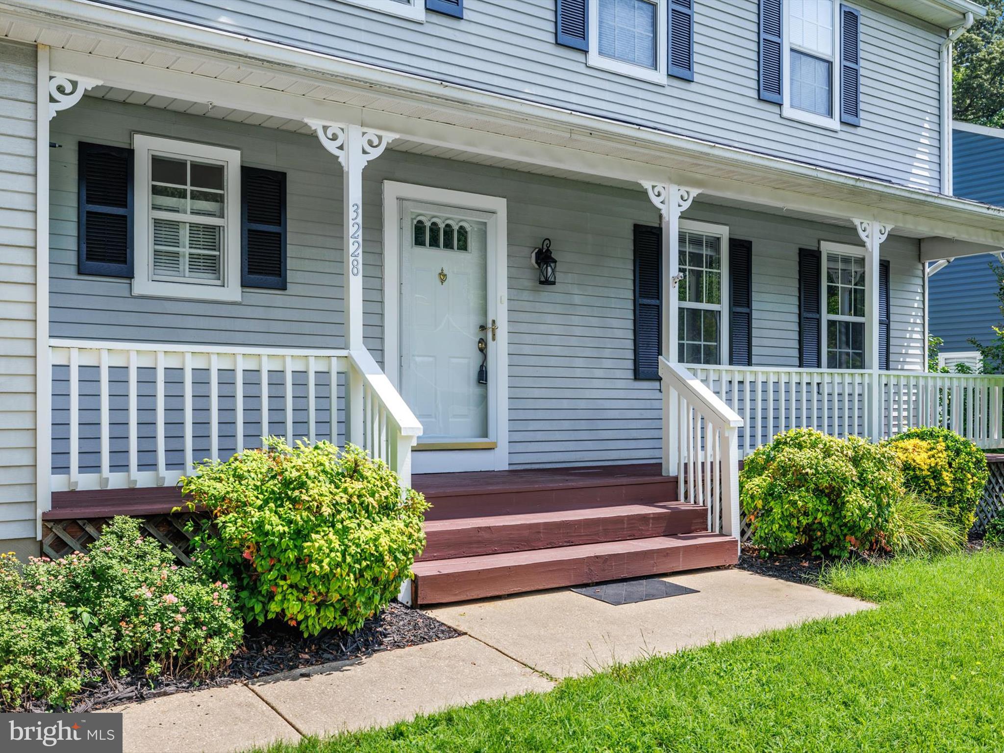 3228 BLACKWALNUT DRIVE