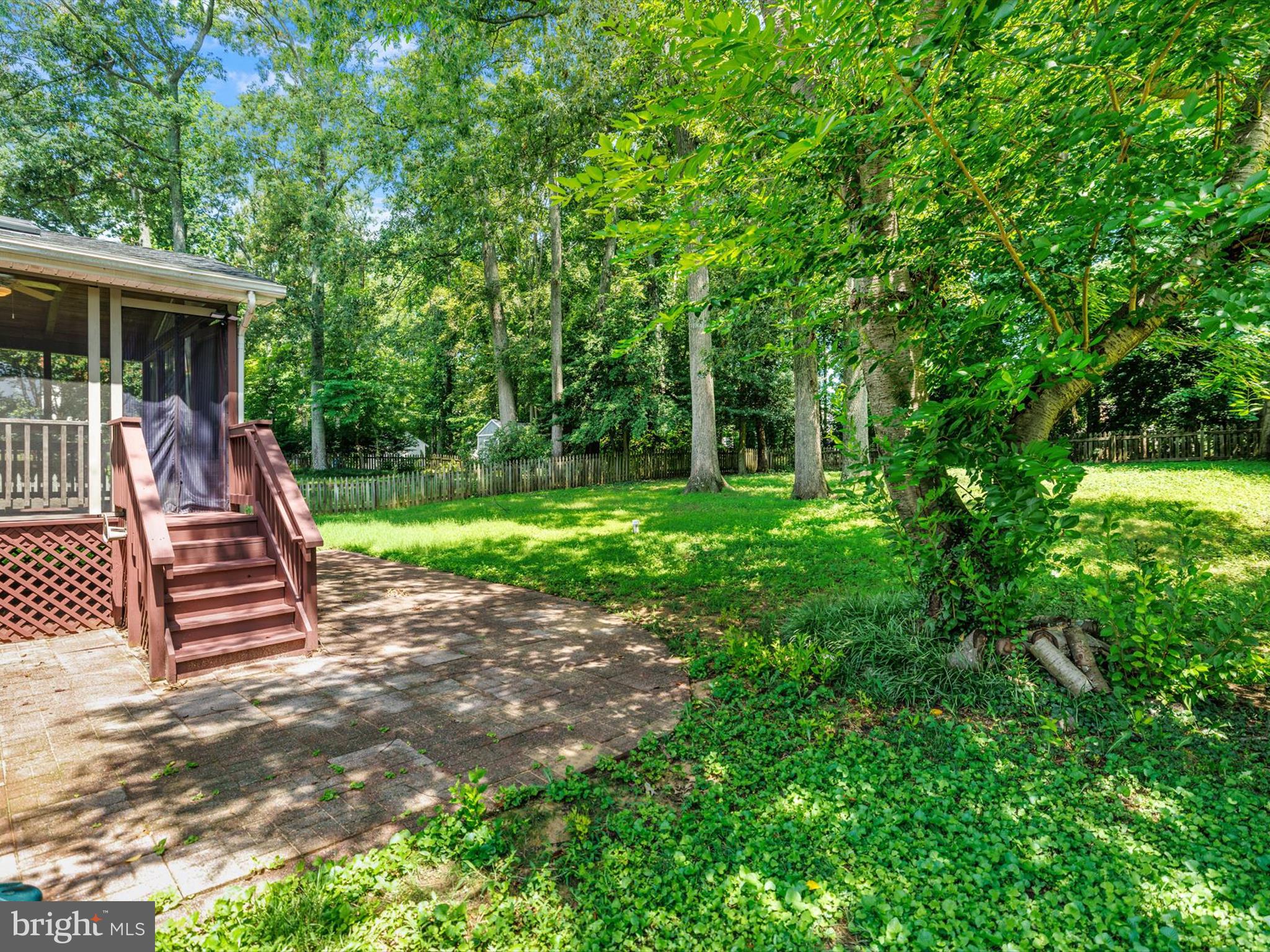 3228 BLACKWALNUT DRIVE