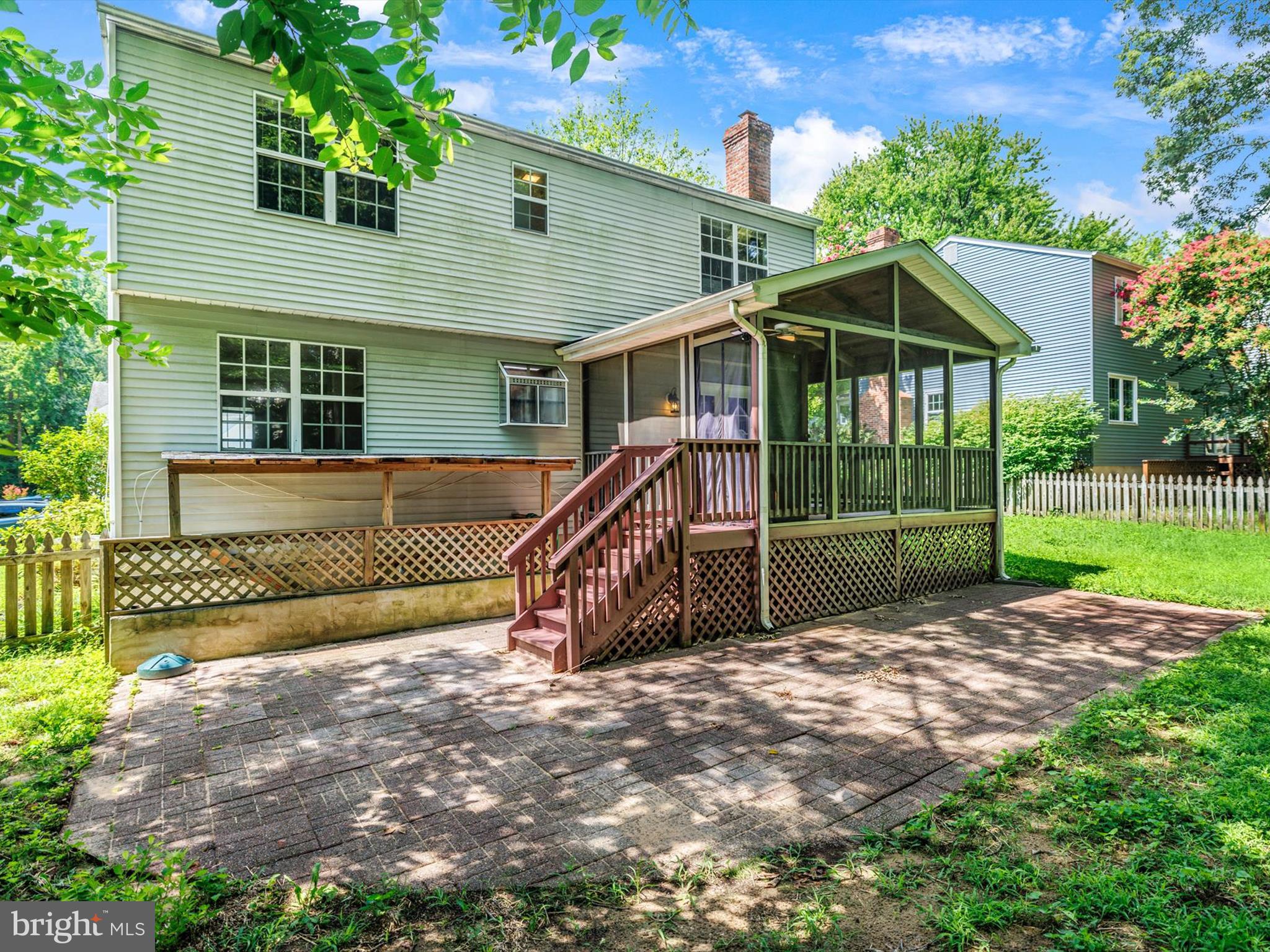 3228 BLACKWALNUT DRIVE