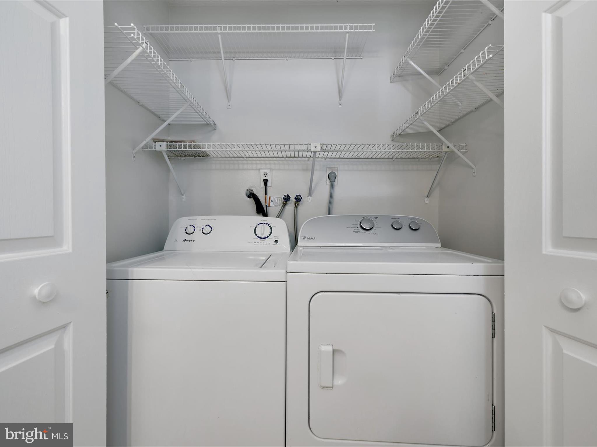 3228 BLACKWALNUT DRIVE