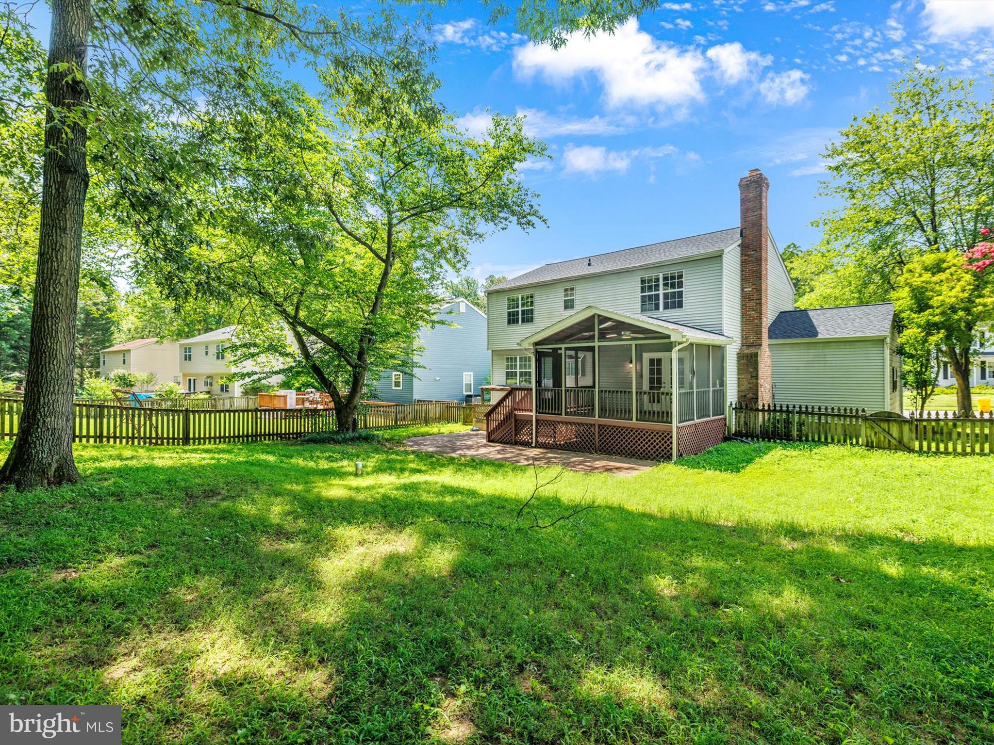 3228 BLACKWALNUT DRIVE