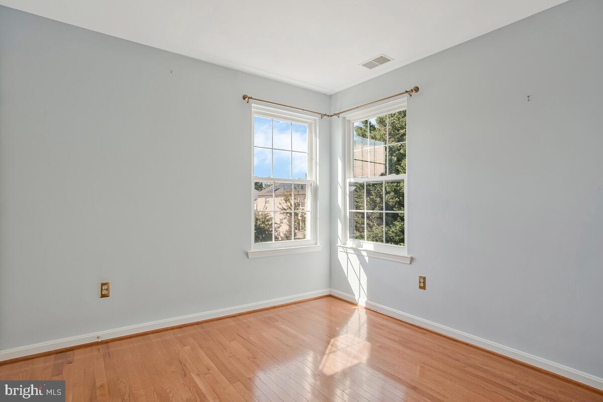 1550 PROVINCIAL LANE