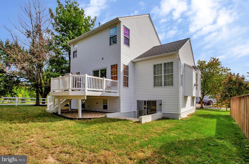 1550 PROVINCIAL LANE