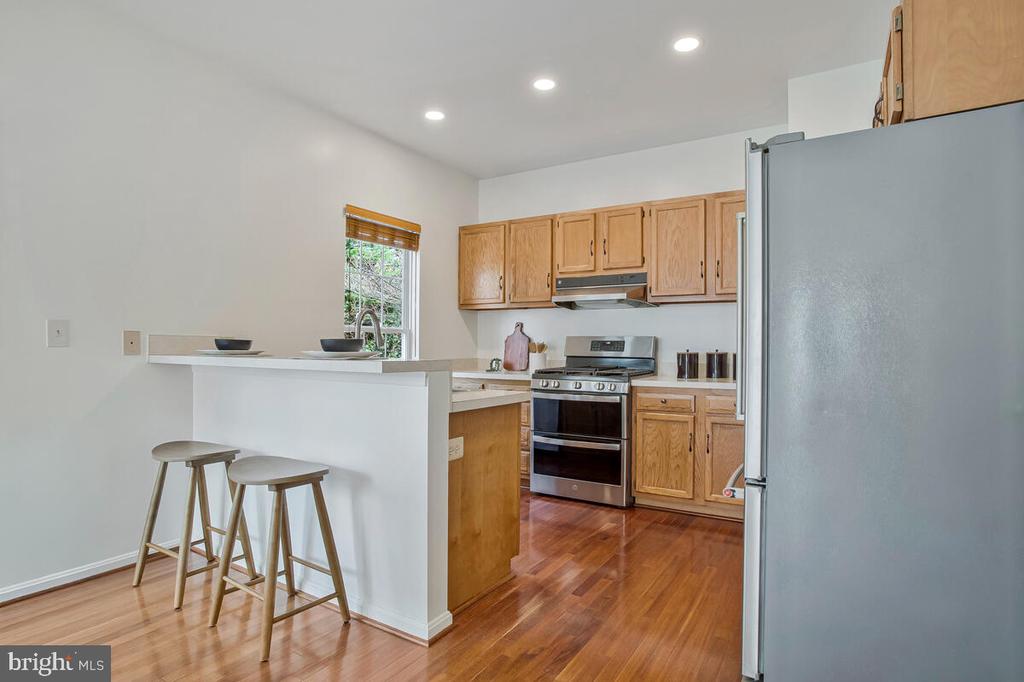 1550 PROVINCIAL LANE