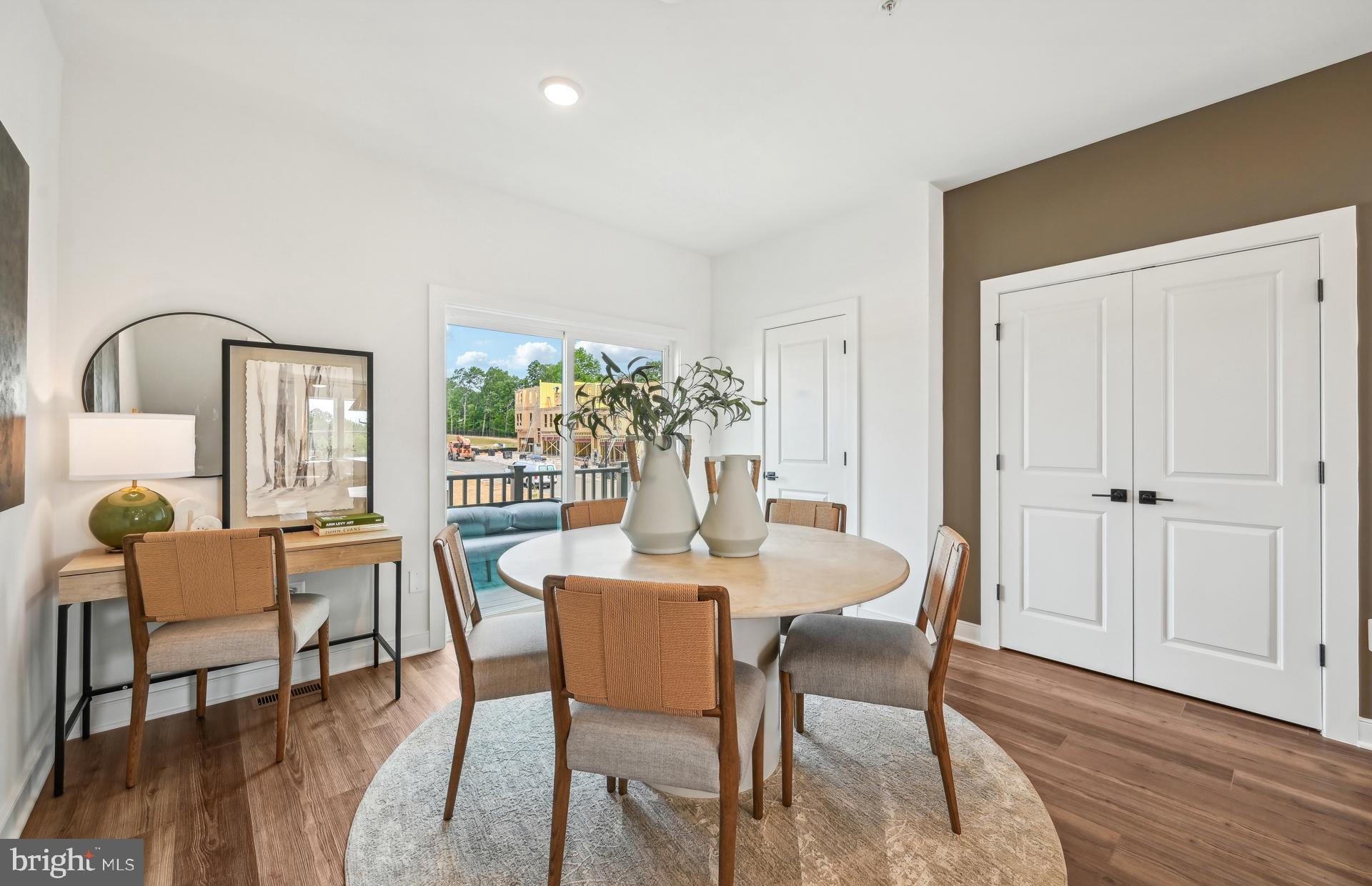 1512 BOTTLEBRUSH LANE