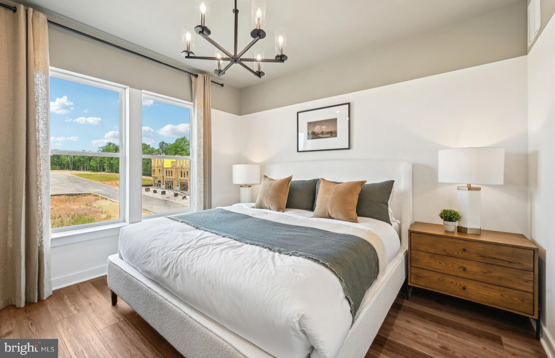 1512 BOTTLEBRUSH LANE