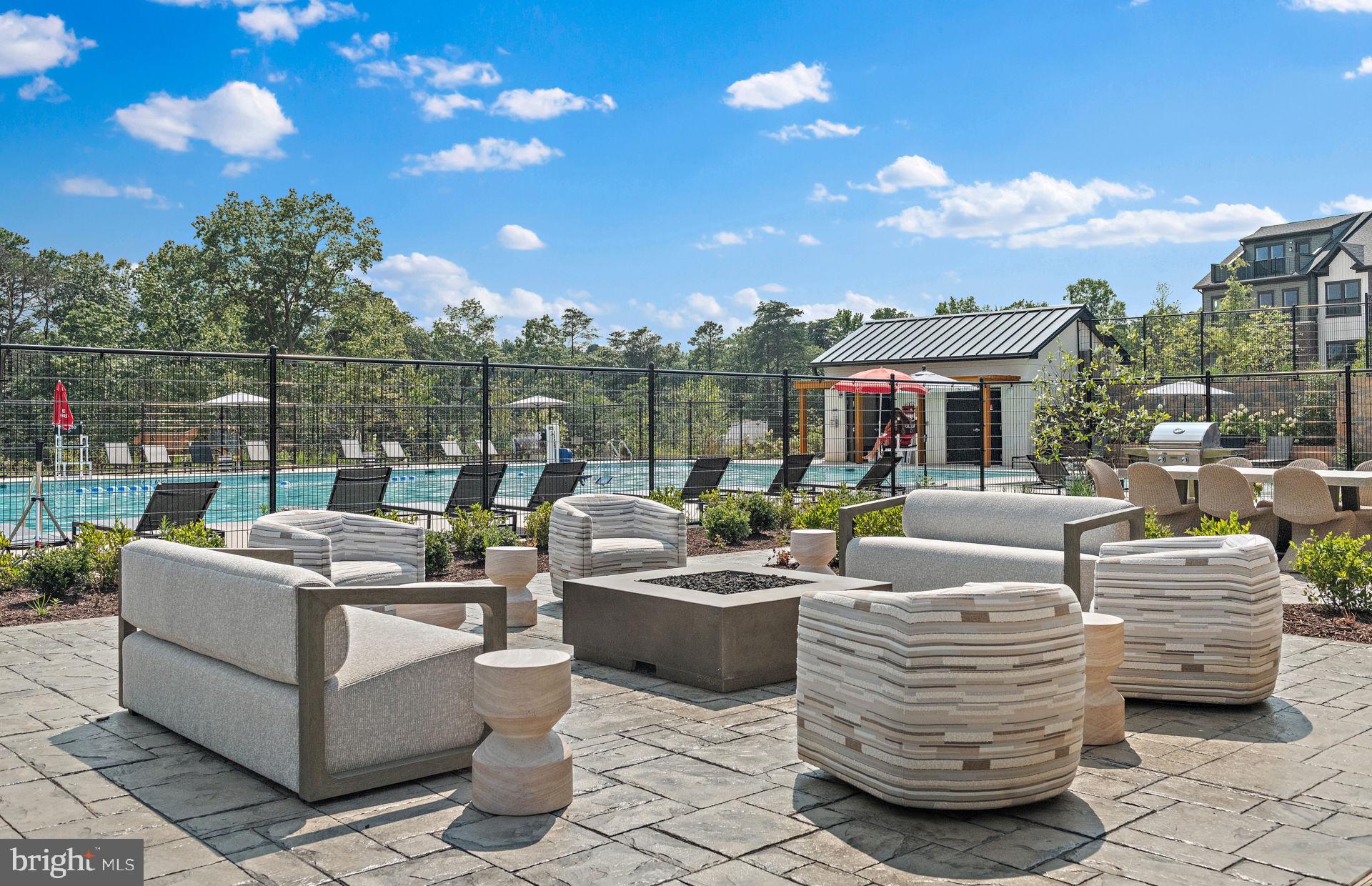 1512 BOTTLEBRUSH LANE