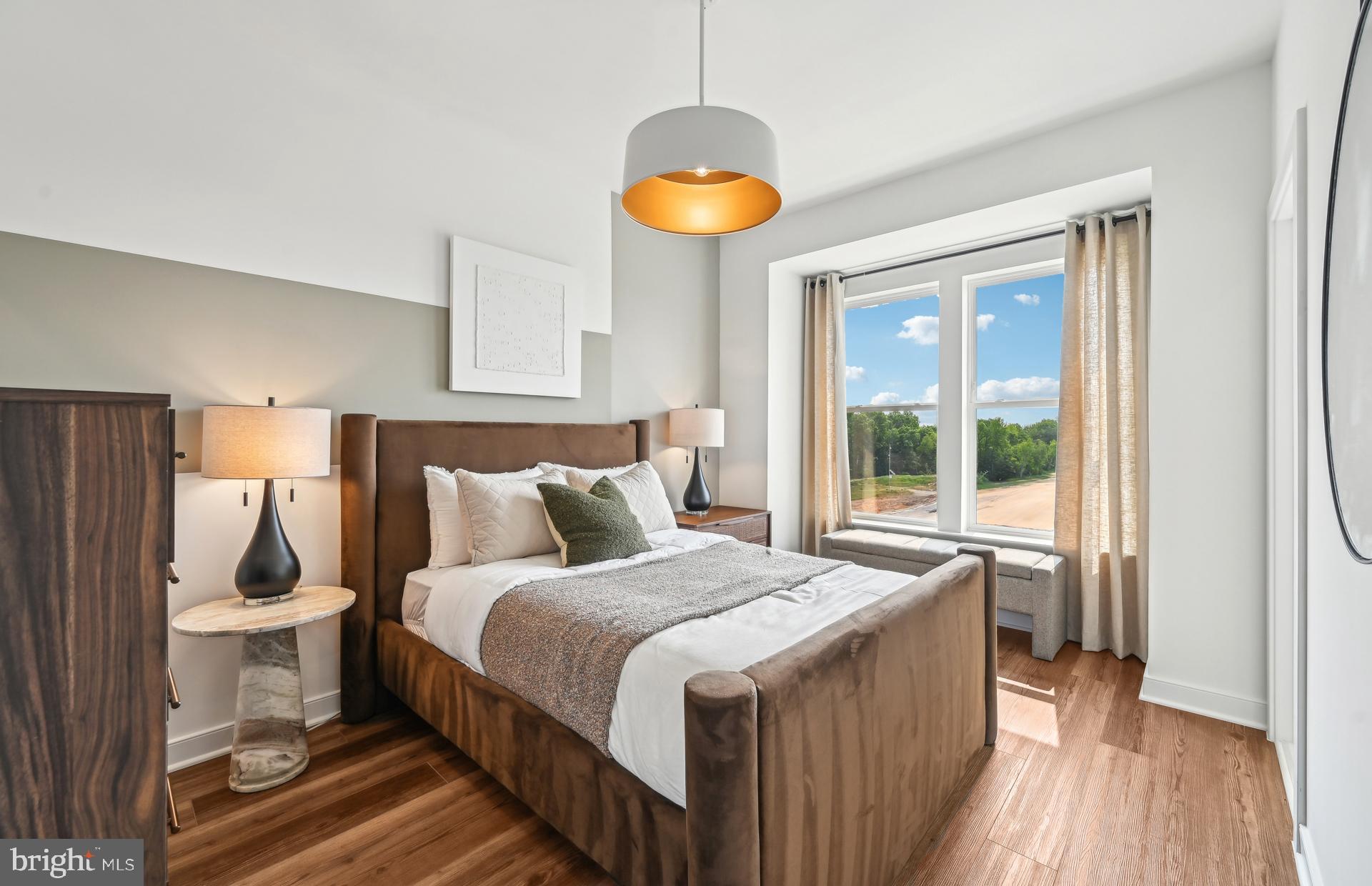 1512 BOTTLEBRUSH LANE