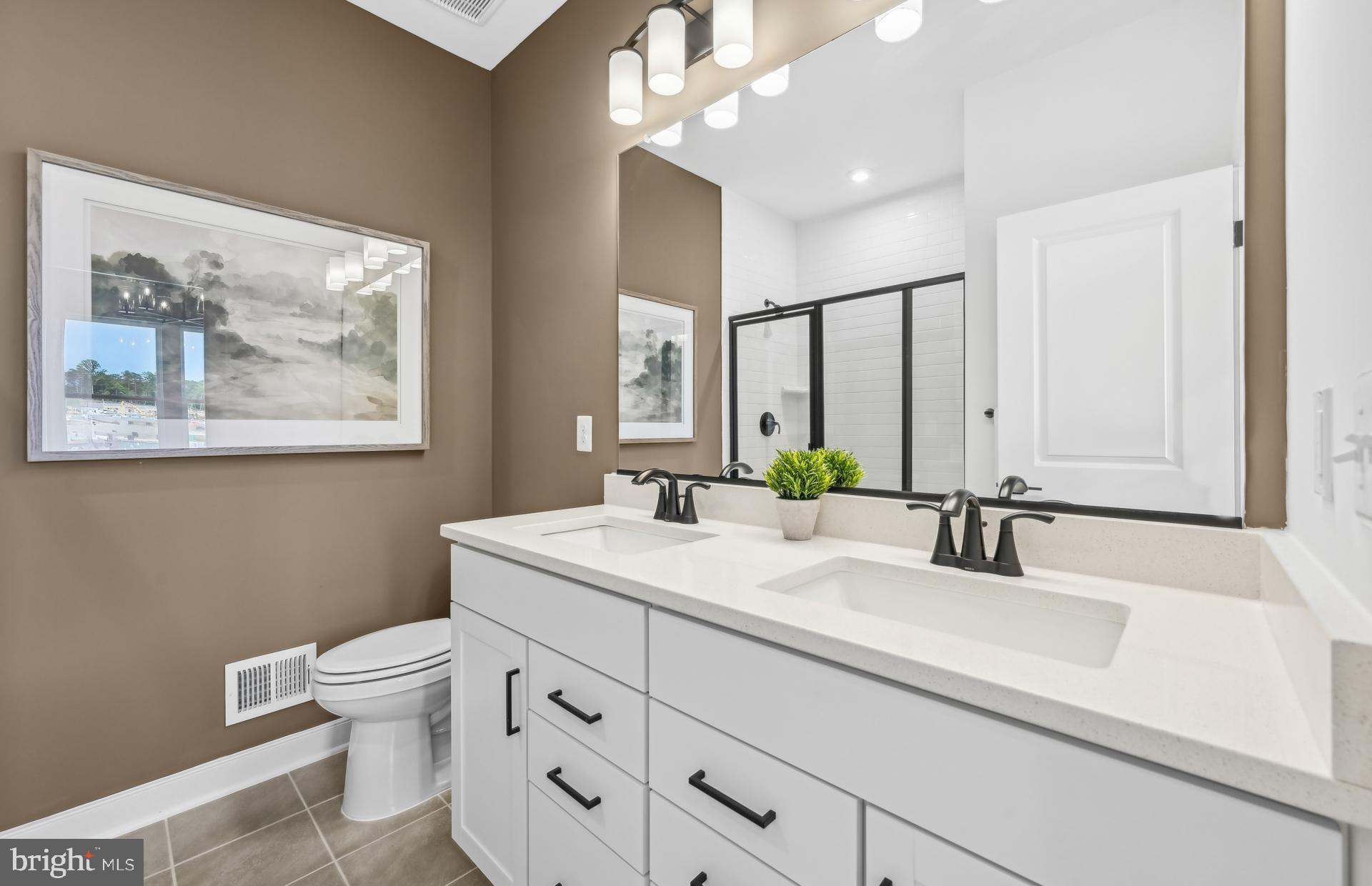 1512 BOTTLEBRUSH LANE