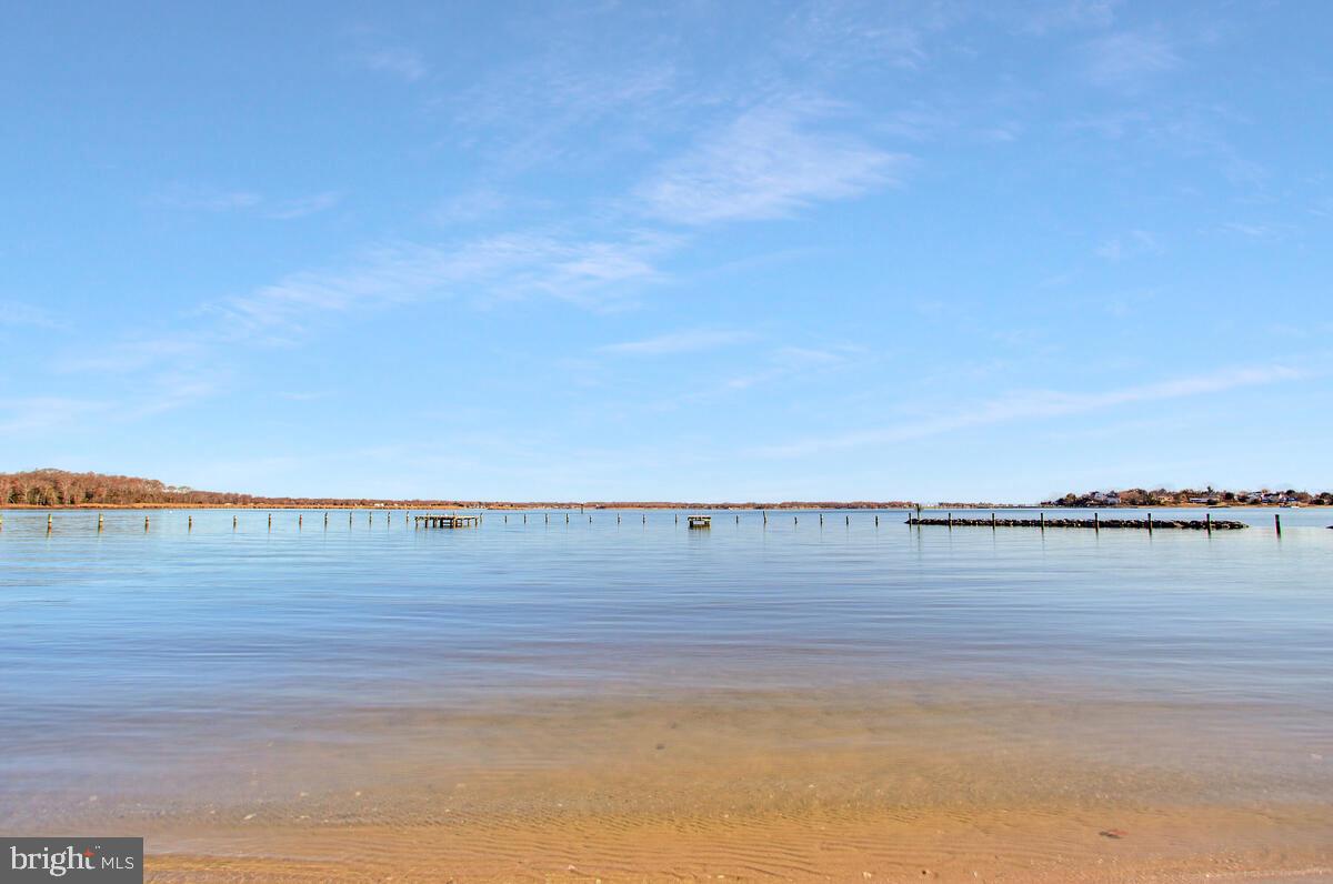 3729 BEACH DRIVE BOULEVARD