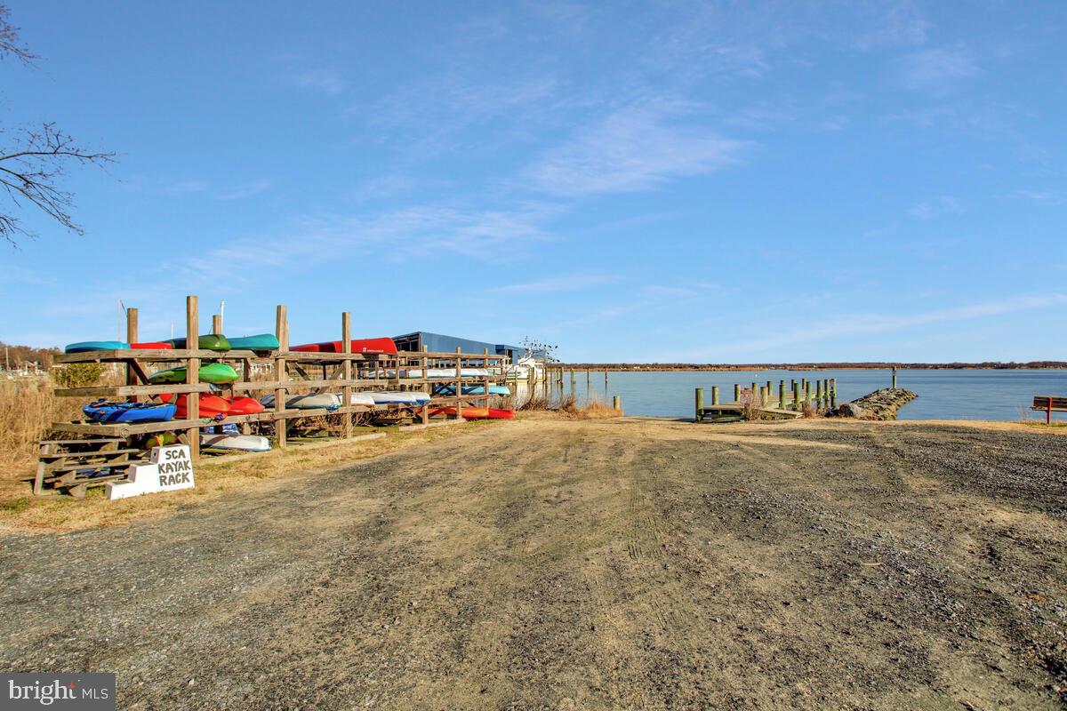 3729 BEACH DRIVE BOULEVARD