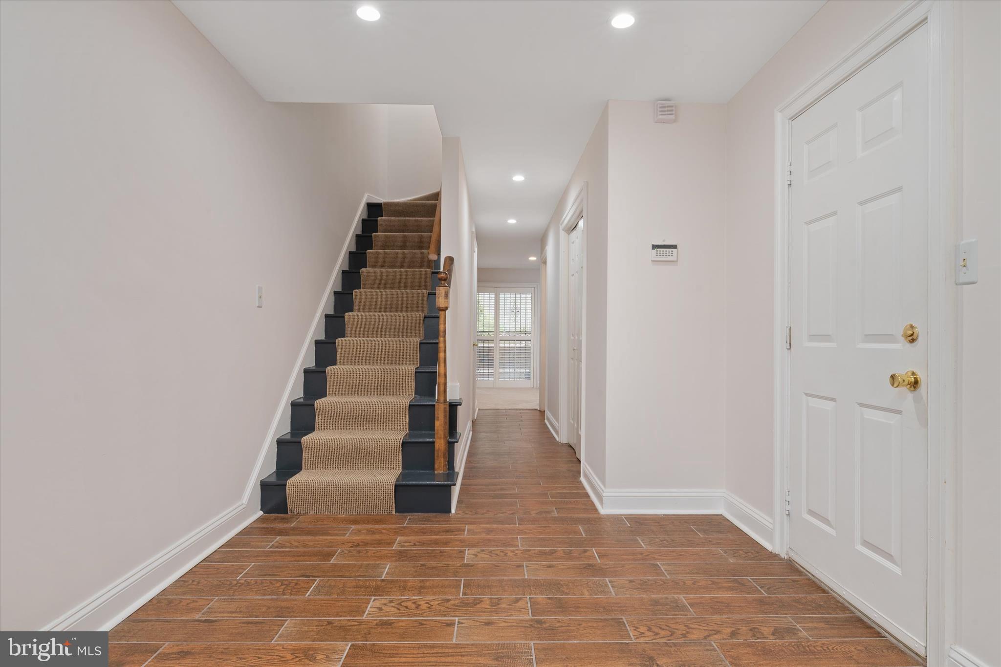 19 SPINDRIFT WAY
