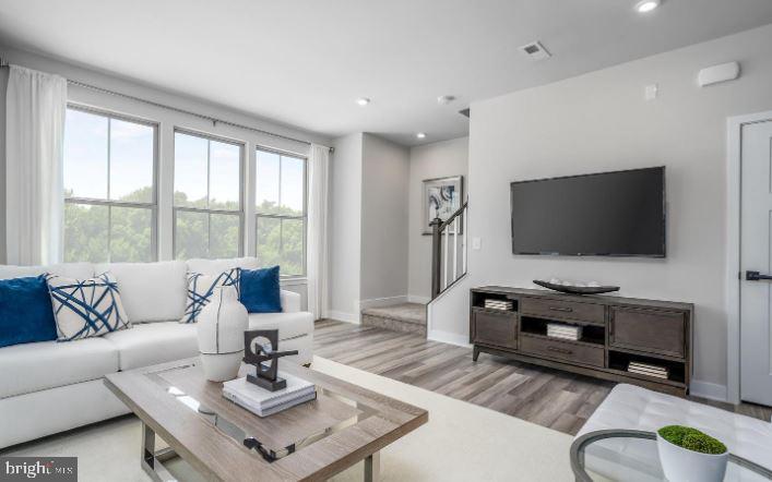 3433 JACOBS FORD WAY