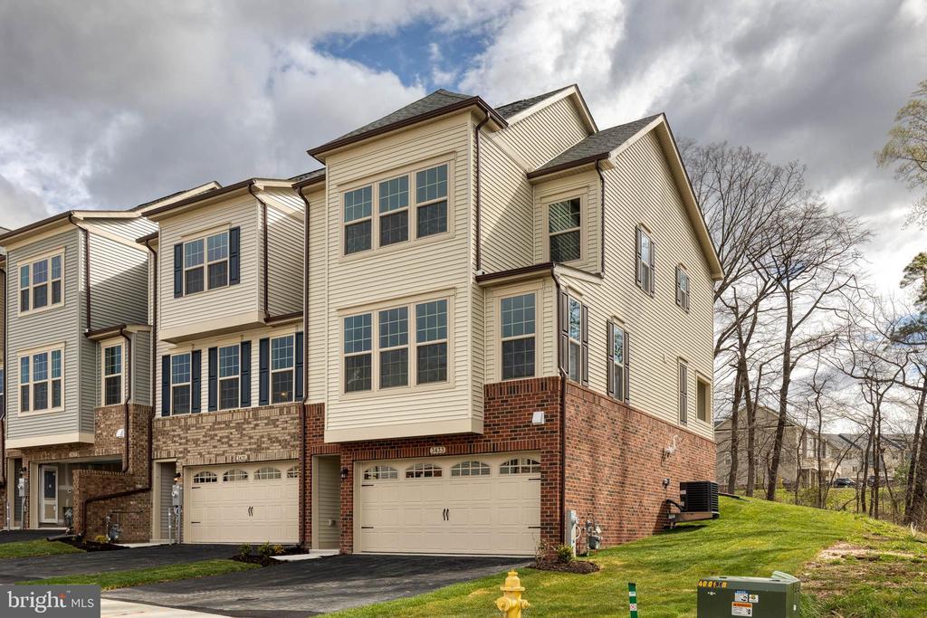3433 JACOBS FORD WAY