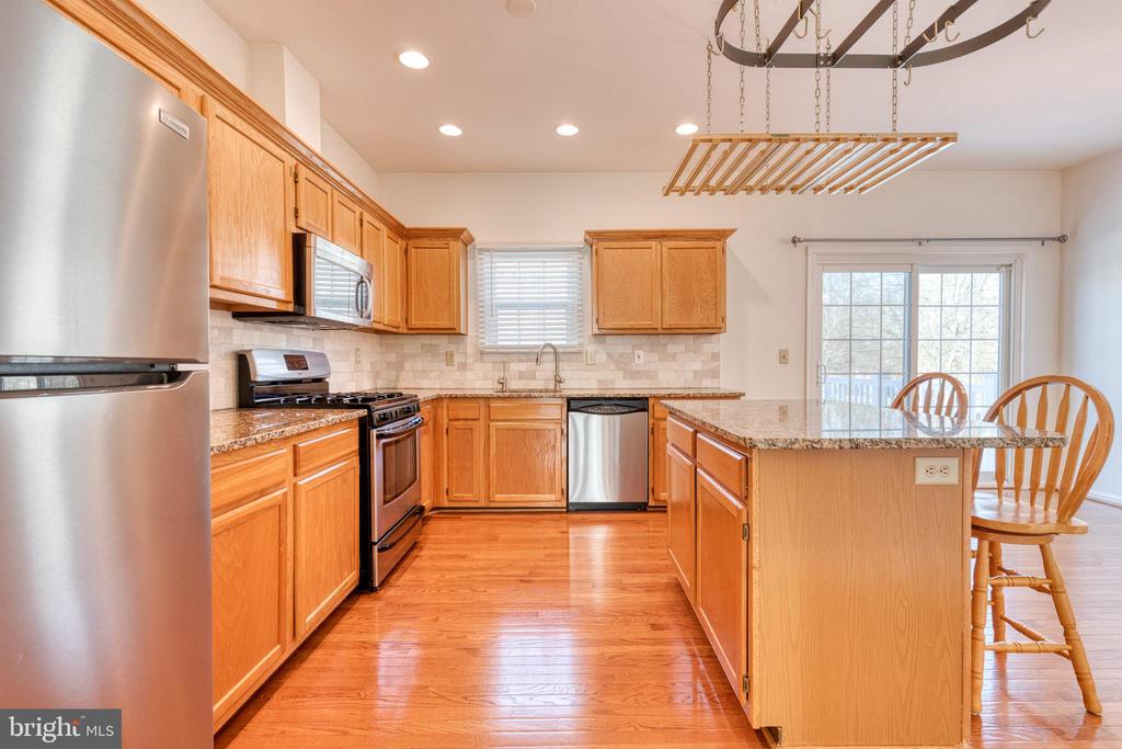 2502 WESTON COURT