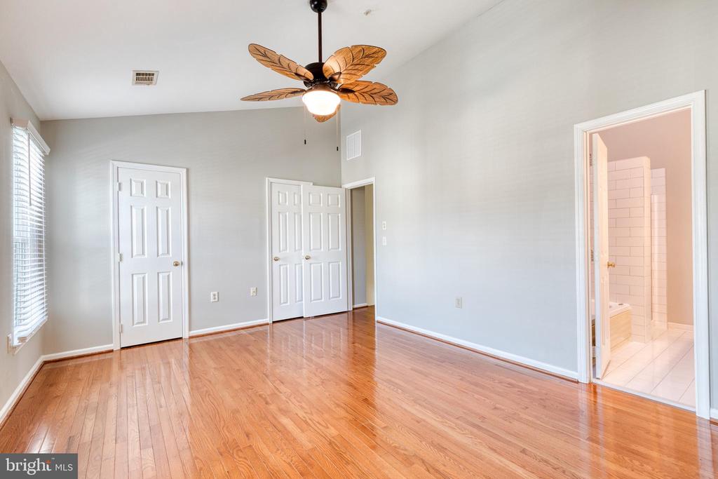 2502 WESTON COURT