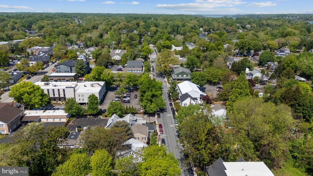 13 ANNAPOLIS STREET