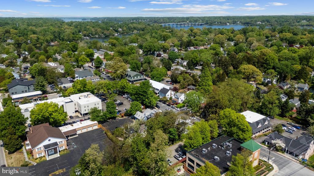 13 ANNAPOLIS STREET